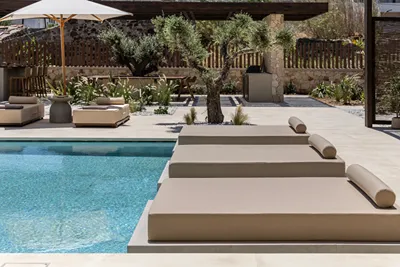 Elea Luxury Suites
