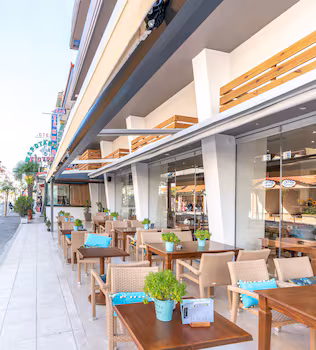 Paralia Beach Boutique Hotel