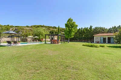 Villa Amarandes