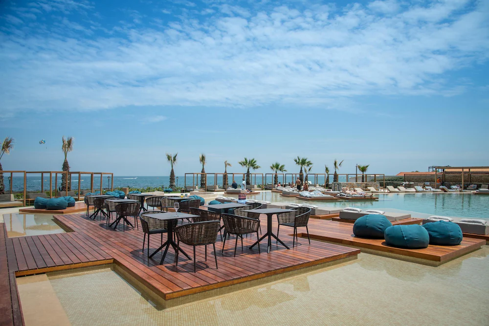 Senseana Sea Side Resort & Spa