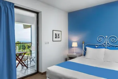 Kriopigi Hotel