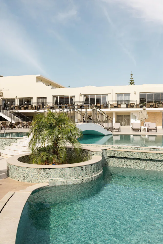 Vantaris Palace Hotel