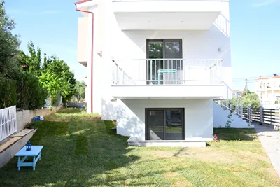 Theano Luxury Suites