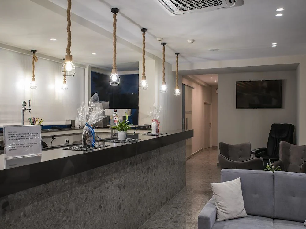 Golden Coast Suites