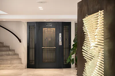 Avra City Hotel