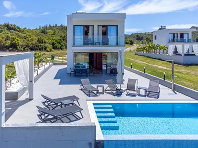 Continent Villas