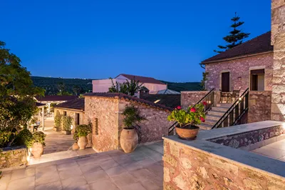 Spilia Village Hotel & Villas