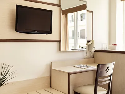 Pearl Hotel