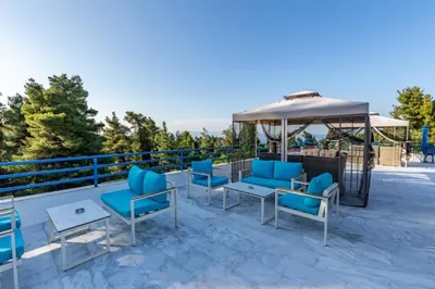 THEO BUNGALOWS BOUTIQUE HOTEL