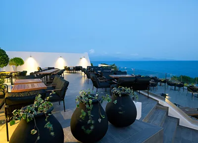 Dimitra Beach Hotel & Suites
