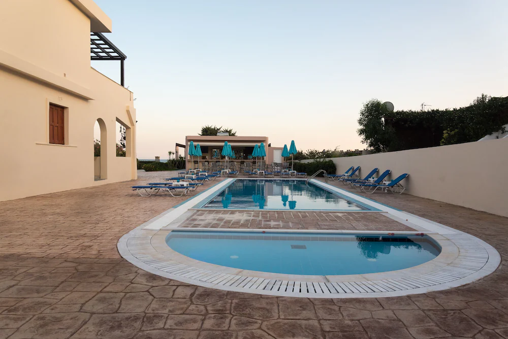 Amaryllis Beach Front Hotel