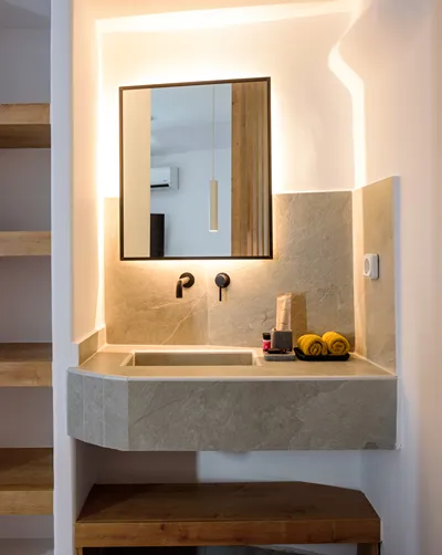 Elia Caldera Suites