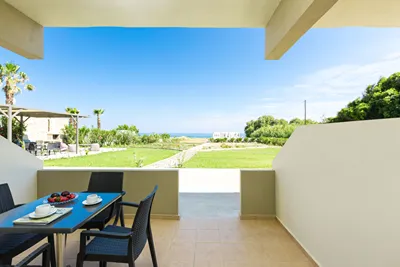 Yiannis Apartments - Studios