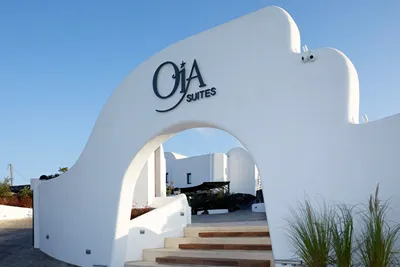 Oia Suites Santorini