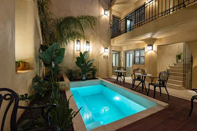 Casa di Gaga Luxury Suites