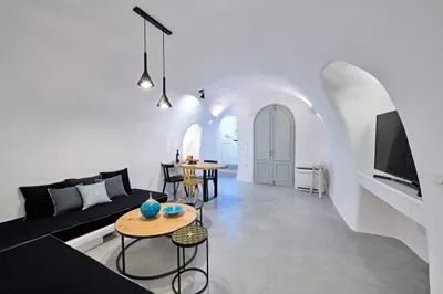 Cave Suite Oia