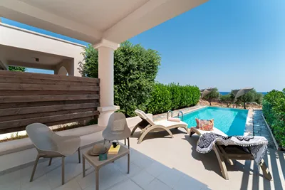 KRESTEN ROYAL EUPHORIA RESORT