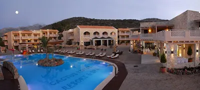 Cactus Royal Hotel