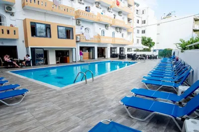 Pela Maria Hotel