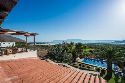 Villa Arhontariki
