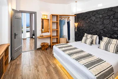San Marino Suites