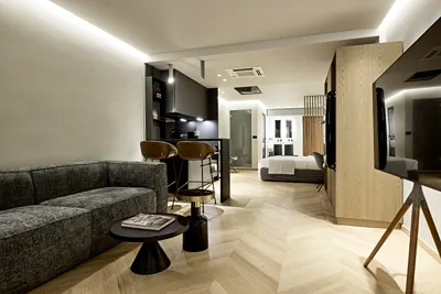 Cama Luxury Suites Kavouri