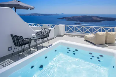 Elia Caldera Suites