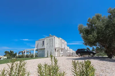 Aquaris Villas