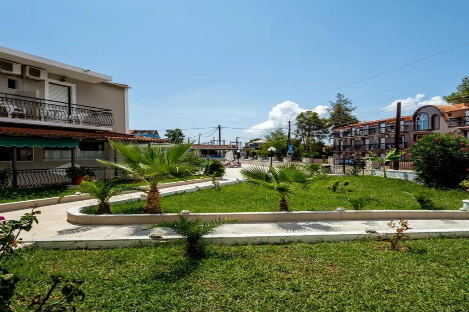 Perkes Hotel Complex
