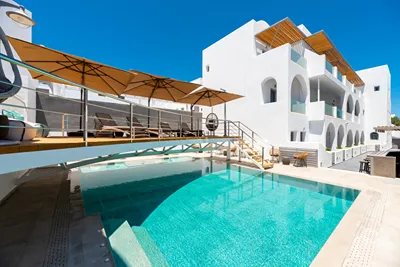 Deluxe Suites Santorini