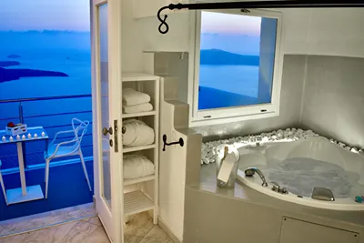 Aeolos Art & Eco Suites Adults Only