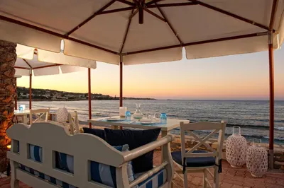 HERSONISSOS PALACE