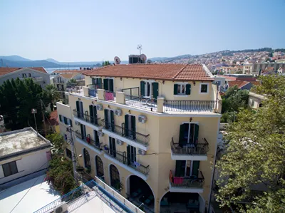 Mirabel City Center Hotel