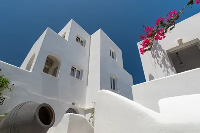 Adonis Hotel & Apartments