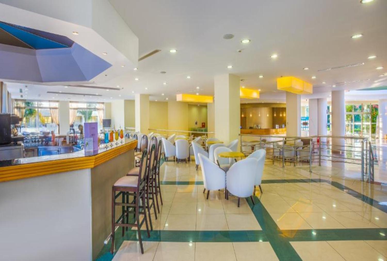 Kipriotis Maris Suites by Anayia All Inclusive Resorts