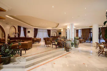 Vantaris Palace Hotel
