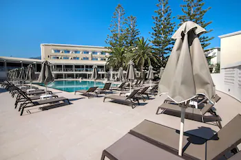 Vantaris Palace Hotel