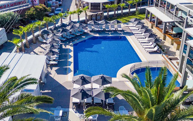 Dionysos Hotel and Studios