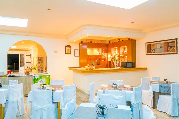 Anthoula Village Hotel