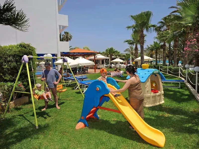 Okeanos Beach Boutique