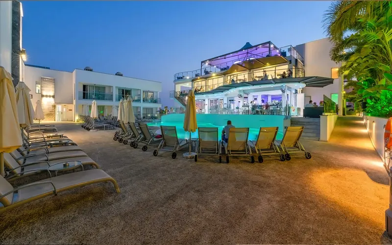 Tasia Maris Oasis Hotel