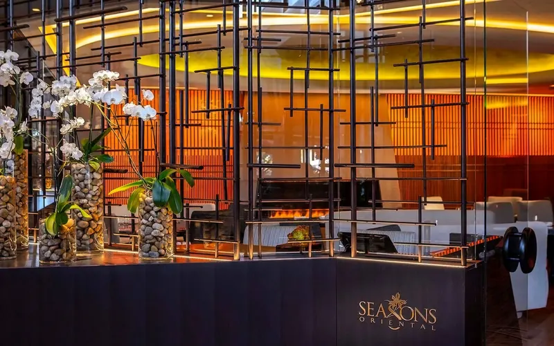 Four Seasons Hotel