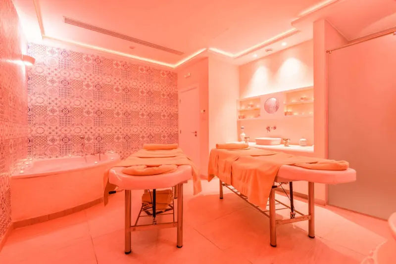 MelpoAntia Luxury Apartments and Suite