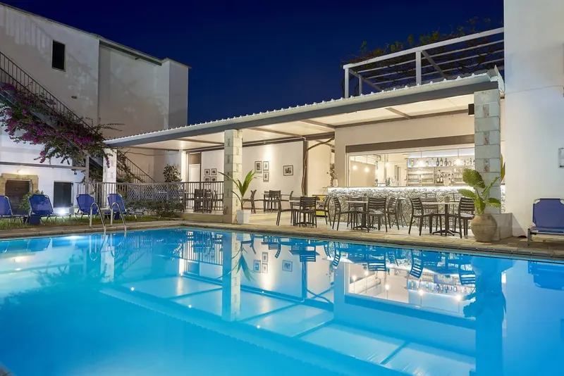 Eva Suites