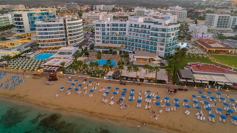 Vrissaki Beach Hotel