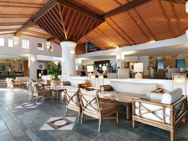 Coral Beach Hotel