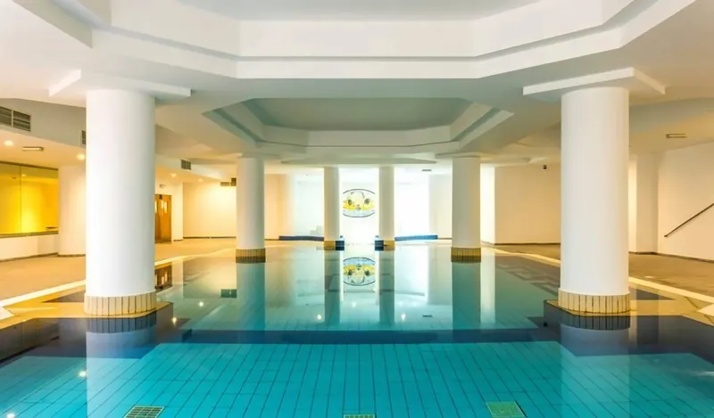 Nissiana Hotel & Bungalows
