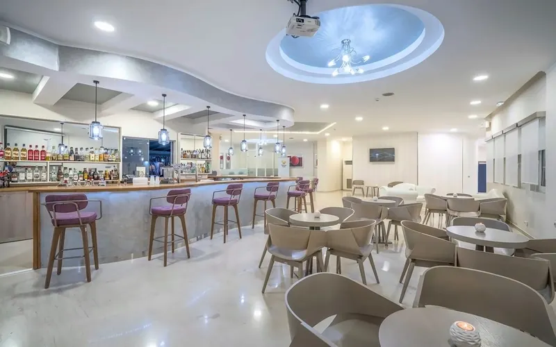Golden Sun Hotel