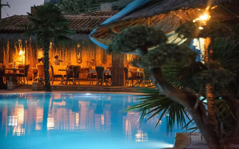 Achtis Hotel