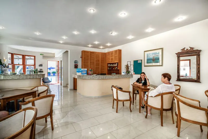Niros Beach Front Apart Hotel